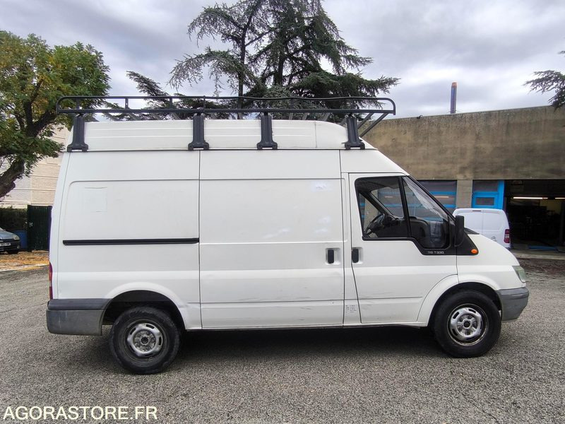 FORD TRANSIT - Fourgon utilitaire: photos 5 FORD TRANSIT - Fourgon utilitaire: photos 5