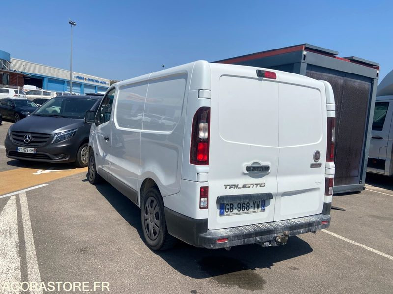 FOURGON FIAT TOLENDO - Fourgon utilitaire: photos 3 FOURGON FIAT TOLENDO - Fourgon utilitaire: photos 3