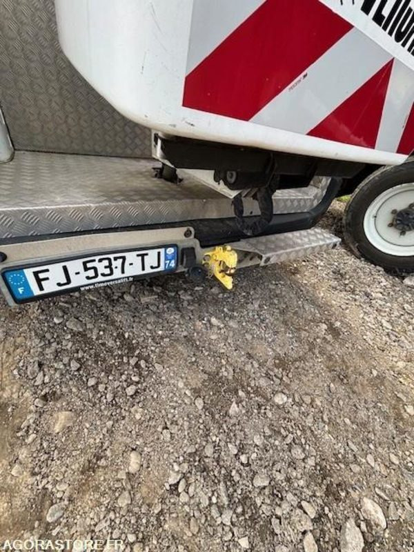 FOURGON NACELLE RENAULT MASTER ET NACELLE VERSALIFT 11.3 M 2019 110329 KM - Camion avec nacelle: photos 4 FOURGON NACELLE RENAULT MASTER ET NACELLE VERSALIFT 11.3 M 2019 110329 KM - Camion avec nacelle: photos 4