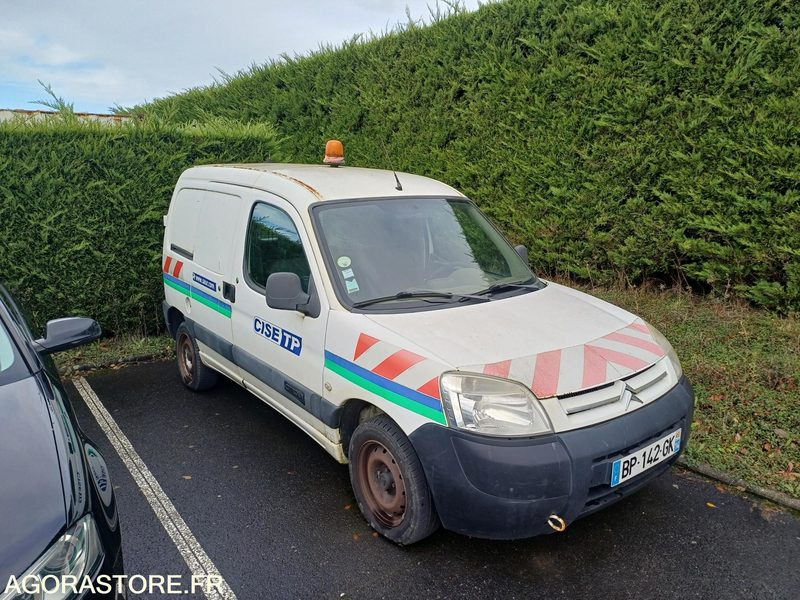 FOURGONNETTE - CITROEN - BERLINGO - 2011 / 292700 KM - BP142GK - Fourgonnette: photos 5 FOURGONNETTE - CITROEN - BERLINGO - 2011 / 292700 KM - BP142GK - Fourgonnette: photos 5