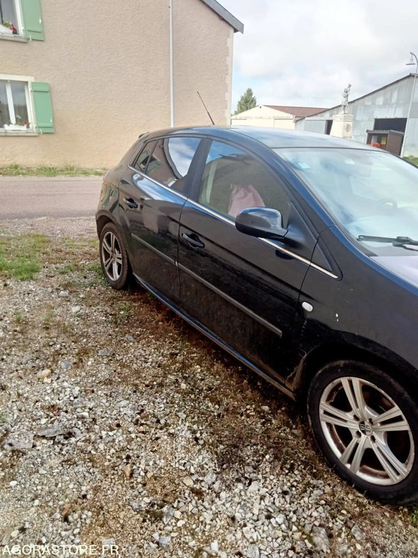 Fiat bravo 1 er mise en circulation 2010 - Voiture: photos 2 Fiat bravo 1 er mise en circulation 2010 - Voiture: photos 2