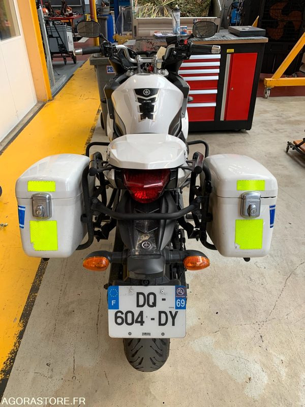 G MOTO XJ6 DQ-604-DY - Motocyclette: photos 2 G MOTO XJ6 DQ-604-DY - Motocyclette: photos 2