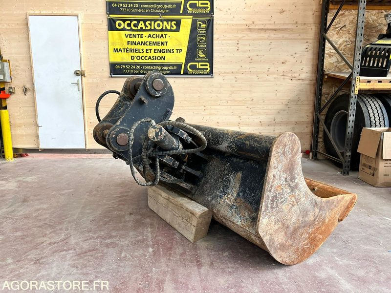 Godet de curage orientable tilt 2m THIERE pour pelle de 20T - Année 2011 - Matériel de chantier: photos 4 Godet de curage orientable tilt 2m THIERE pour pelle de 20T - Année 2011 - Matériel de chantier: photos 4