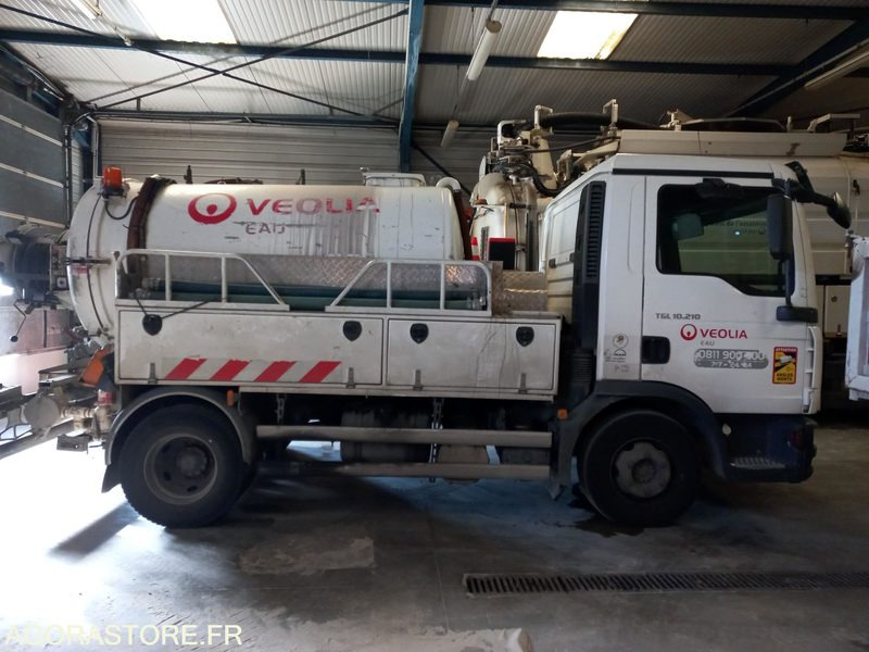 HYDROCUREUR MAN TGL - Diesel - CAM - 2009 / 354 009 KM - Camion hydrocureur: photos 3 HYDROCUREUR MAN TGL - Diesel - CAM - 2009 / 354 009 KM - Camion hydrocureur: photos 3