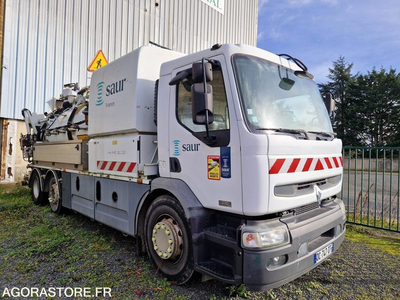 Hydrocureur Renault Premium - 2004 - 503400 kms - DC747DT - Camion hydrocureur: photos 2 Hydrocureur Renault Premium - 2004 - 503400 kms - DC747DT - Camion hydrocureur: photos 2