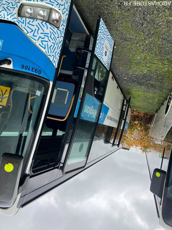 IVECO BUS CROSSWAY N°093106 - Bus scolaire: photos 2 IVECO BUS CROSSWAY N°093106 - Bus scolaire: photos 2