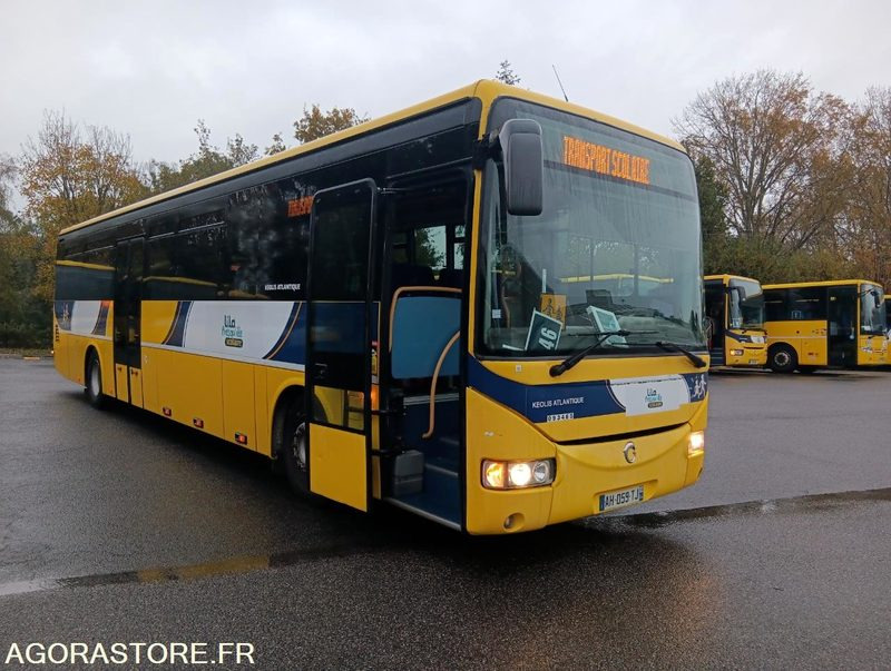 IVECO BUS CROSSWAY N°093465 - Bus scolaire: photos 1 IVECO BUS CROSSWAY N°093465 - Bus scolaire: photos 1
