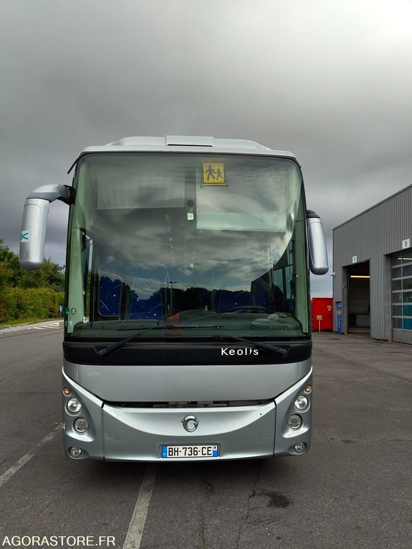 IVECO BUS EVADYS N°078004 - Bus scolaire: photos 1 IVECO BUS EVADYS N°078004 - Bus scolaire: photos 1