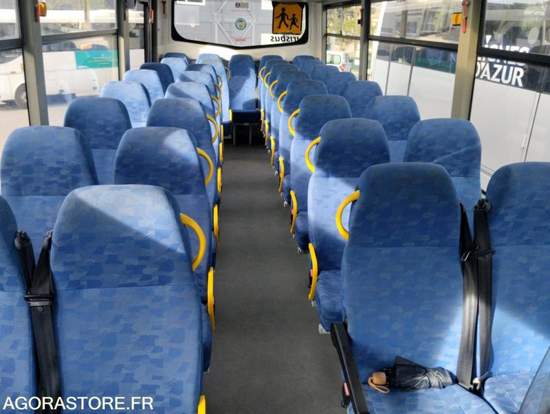 IVECO BUS KAPENA N°142062 - Minibus, Transport de personnes: photos 5 IVECO BUS KAPENA N°142062 - Minibus, Transport de personnes: photos 5