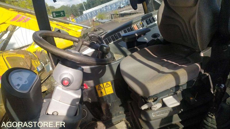 JCB 406 - 2013 - Chargeuse sur pneus: photos 5 JCB 406 - 2013 - Chargeuse sur pneus: photos 5