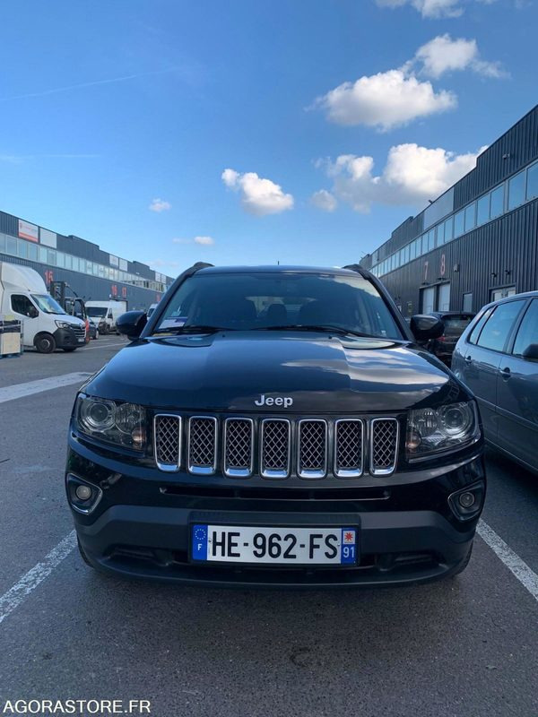 JEEP COMPASS LIMITED 2014 102852KM - SUV: photos 1 JEEP COMPASS LIMITED 2014 102852KM - SUV: photos 1