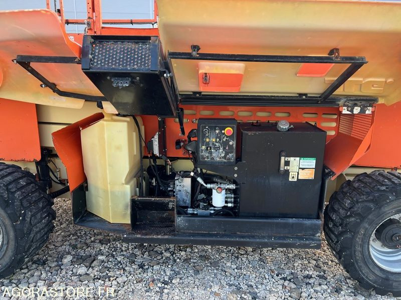 JLG 3394RT - Nacelle ciseaux - Nacelle ciseaux: photos 5 JLG 3394RT - Nacelle ciseaux - Nacelle ciseaux: photos 5