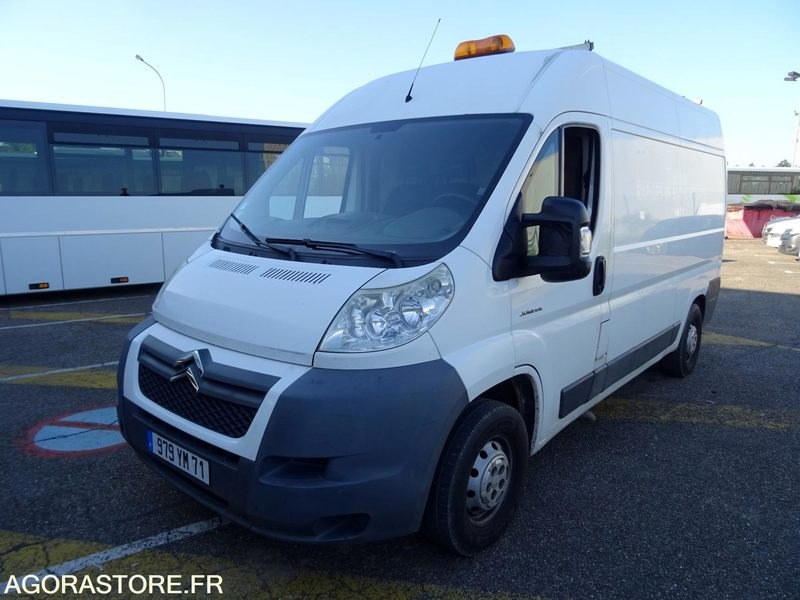 JUMPER-Ciroen-H2/L2-N°80379/35 - MEC 2007-187510km/979YM71 - Fourgonnette: photos 2 JUMPER-Ciroen-H2/L2-N°80379/35 - MEC 2007-187510km/979YM71 - Fourgonnette: photos 2
