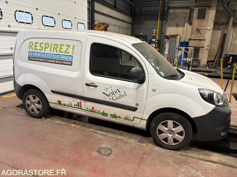 KANGOO ELECTRIQUE - 59000kms - Fourgonnette, Utilitaire électrique: photos 2 KANGOO ELECTRIQUE - 59000kms - Fourgonnette, Utilitaire électrique: photos 2