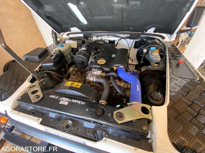 LAND ROVER DEFENDER 90 - SUV: photos 4 LAND ROVER DEFENDER 90 - SUV: photos 4