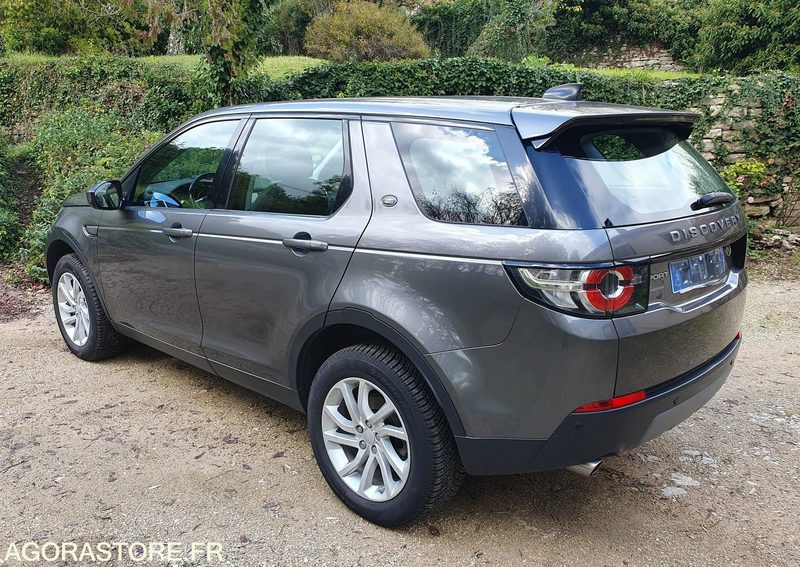 Land Rover Discovery - 2017 - 97500kms - EM645AP - SUV: photos 2 Land Rover Discovery - 2017 - 97500kms - EM645AP - SUV: photos 2