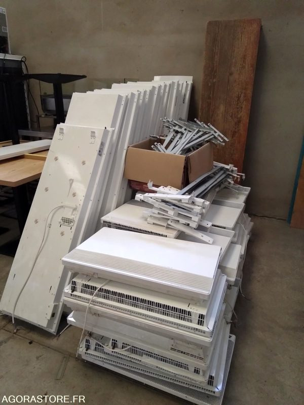 Lot de 12 radiateurs "chaleur douce" - Outil/ Équipement: photos 1 Lot de 12 radiateurs "chaleur douce" - Outil/ Équipement: photos 1