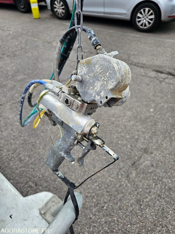 MACHINE A COMPOSITE PATRIOT MATRA L 48 - 230803 - Matériel de chantier: photos 5 MACHINE A COMPOSITE PATRIOT MATRA L 48 - 230803 - Matériel de chantier: photos 5