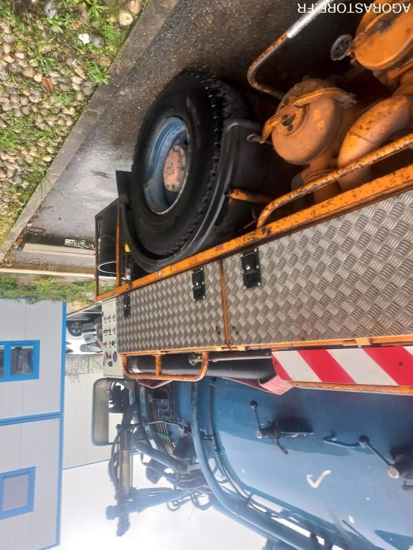 MERCEDES 1922 HUWER 1993 (922674Km) NON ROULANT EXPORT UNIQUEMENT - Camion hydrocureur: photos 4 MERCEDES 1922 HUWER 1993 (922674Km) NON ROULANT EXPORT UNIQUEMENT - Camion hydrocureur: photos 4