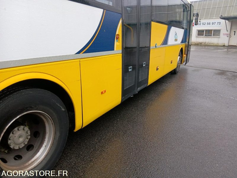 MERCEDES INTOURO N°083238 - Bus scolaire: photos 3 MERCEDES INTOURO N°083238 - Bus scolaire: photos 3