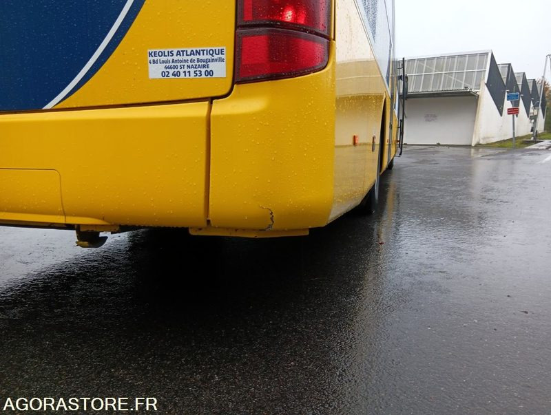 MERCEDES INTOURO N°093058 - Bus scolaire: photos 4 MERCEDES INTOURO N°093058 - Bus scolaire: photos 4