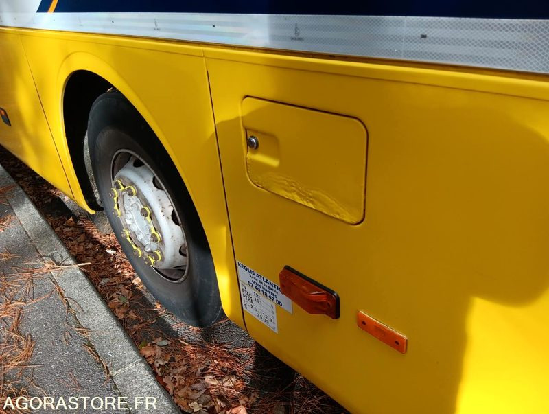 MERCEDES INTOURO N°093084 - Bus scolaire: photos 5 MERCEDES INTOURO N°093084 - Bus scolaire: photos 5