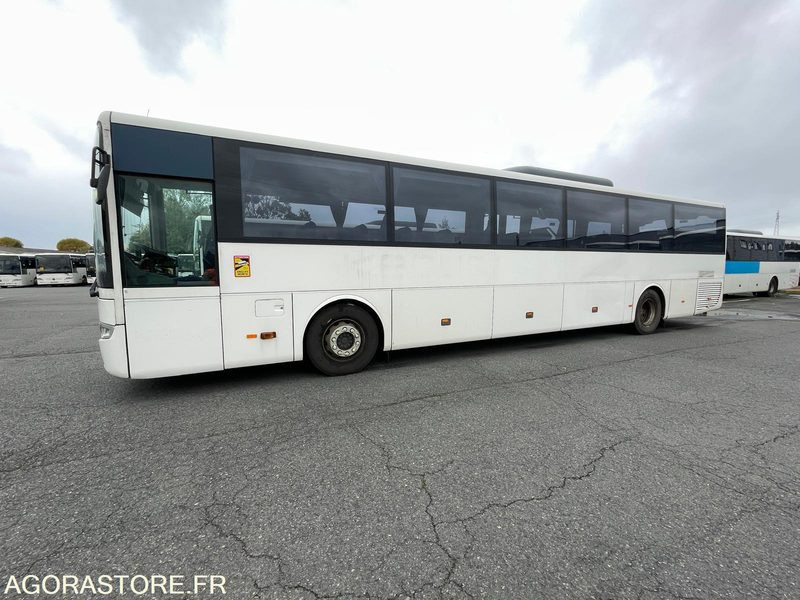 MERCEDES INTOURO N°093303 - Bus scolaire: photos 4 MERCEDES INTOURO N°093303 - Bus scolaire: photos 4