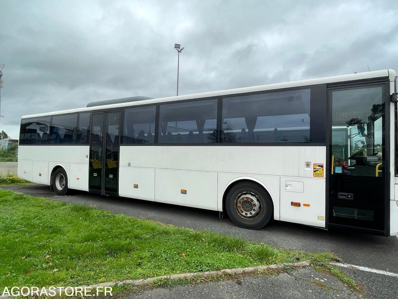 MERCEDES INTOURO N°093430 - Bus scolaire: photos 2 MERCEDES INTOURO N°093430 - Bus scolaire: photos 2