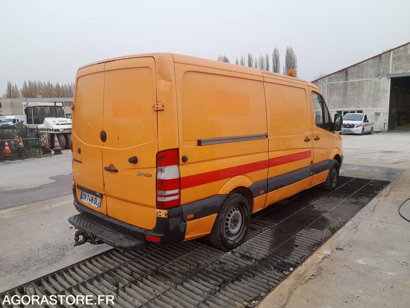 MERCEDES SPRINTER - 2008 - 313781 KM - Fourgon utilitaire: photos 3 MERCEDES SPRINTER - 2008 - 313781 KM - Fourgon utilitaire: photos 3
