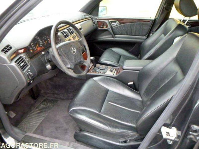 MERCEDES classe E 420 v8 W210 - 1996 - immatriculation espagnole vente pour pro - Voiture: photos 5 MERCEDES classe E 420 v8 W210 - 1996 - immatriculation espagnole vente pour pro - Voiture: photos 5