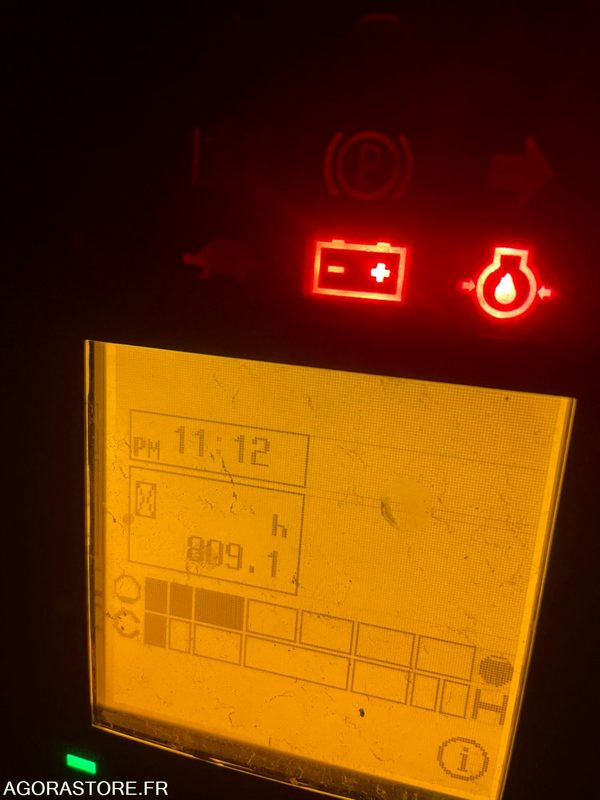 MINI PELLE SUR CHENILLE YANMAR VIO27-6 - Mini pelle: photos 4 MINI PELLE SUR CHENILLE YANMAR VIO27-6 - Mini pelle: photos 4