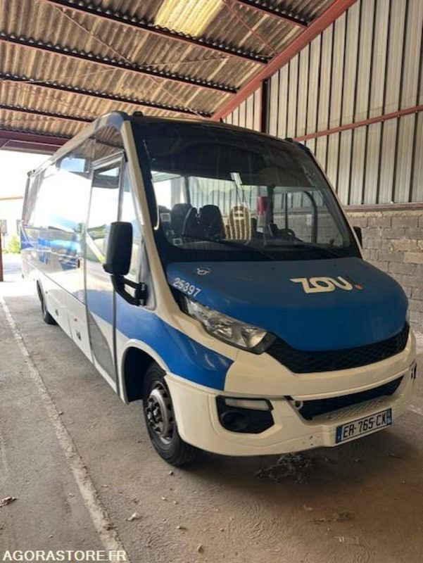 MINICARS IVECO BUS DAILY TOURYS 25397 MEC 2017 KM 239000 ER-765-CX - Minibus, Transport de personnes: photos 2 MINICARS IVECO BUS DAILY TOURYS 25397 MEC 2017 KM 239000 ER-765-CX - Minibus, Transport de personnes: photos 2