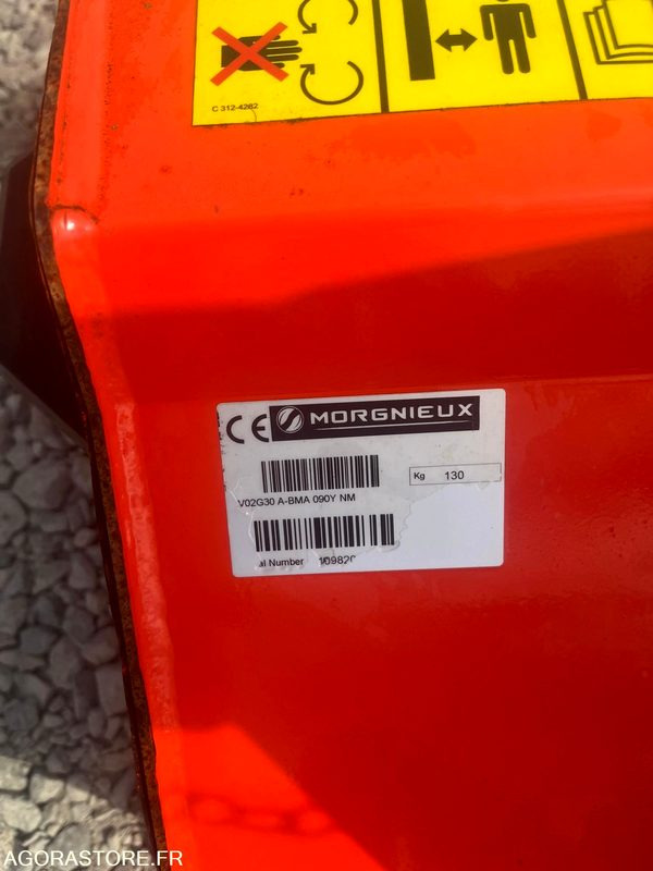 Broyeur Fleaux NEUF 90CM Morgnieux Pour petit tracteur . - Machine agricole: photos 4 Broyeur Fleaux NEUF 90CM Morgnieux Pour petit tracteur . - Machine agricole: photos 4