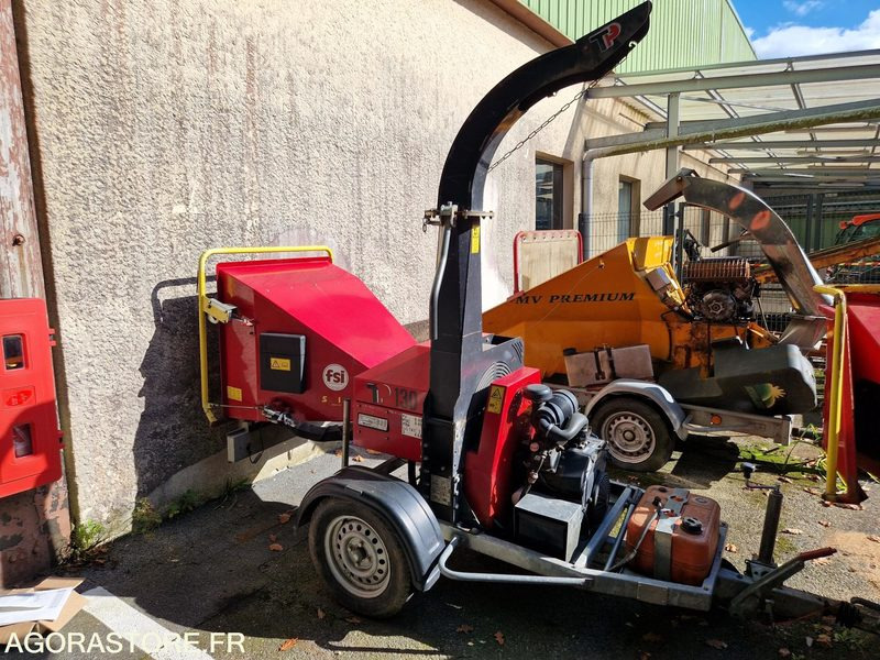 Broyeur de branches sur remorque FSI - 2010 - AZ461AW - Machine agricole: photos 1 Broyeur de branches sur remorque FSI - 2010 - AZ461AW - Machine agricole: photos 1
