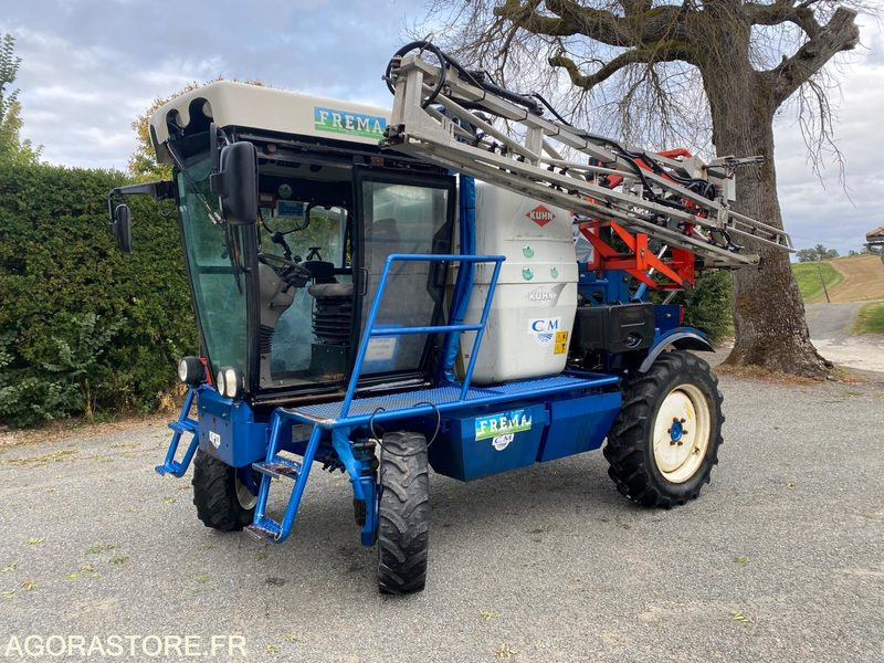 PULVE AUTOMOTEUR FREMA SATURNE - 2013 - Machine agricole: photos 3 PULVE AUTOMOTEUR FREMA SATURNE - 2013 - Machine agricole: photos 3