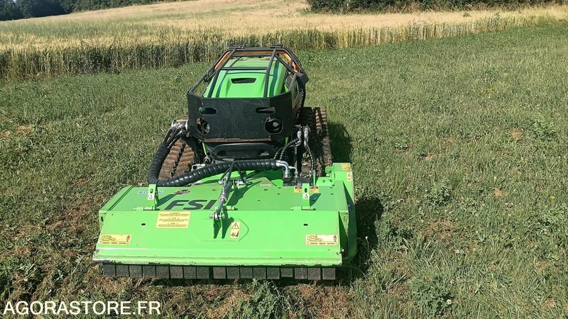 Robot de pente MDB LV 600+ - 2021 - 829heures - Machine agricole: photos 2 Robot de pente MDB LV 600+ - 2021 - 829heures - Machine agricole: photos 2
