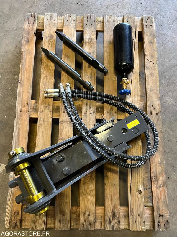 Marteaux hydraulique BRH pour mini pelle 800/1200 kg. - Pelle: photos 3 Marteaux hydraulique BRH pour mini pelle 800/1200 kg. - Pelle: photos 3