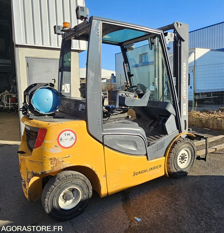 Chariot élévateur Jungheinrich 2.5T - Matériel de manutention: photos 1 Chariot élévateur Jungheinrich 2.5T - Matériel de manutention: photos 1