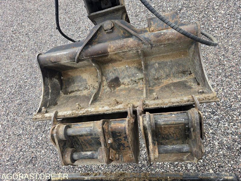 Minipelle JCB 8026 CTS - 2020 - avec remorque 3T - Pelle: photos 5 Minipelle JCB 8026 CTS - 2020 - avec remorque 3T - Pelle: photos 5