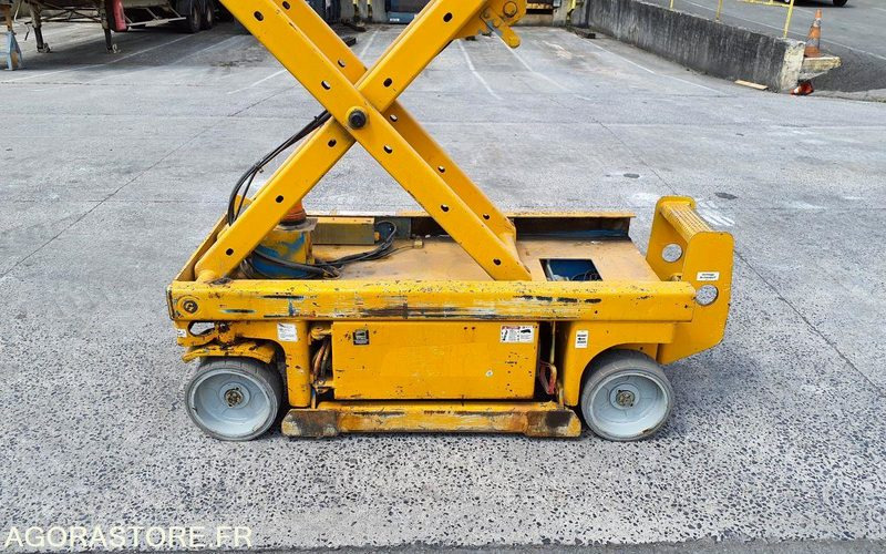 Nacelle electrique à ciseaux 7 m GENIE GS1930 - Nacelle: photos 3 Nacelle electrique à ciseaux 7 m GENIE GS1930 - Nacelle: photos 3