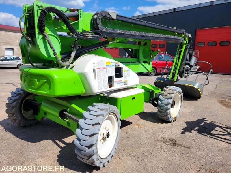 Nacelle nifty hr21 - Nacelle articulée: photos 1 Nacelle nifty hr21 - Nacelle articulée: photos 1