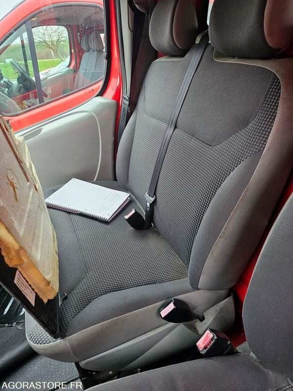 Fourgon utilitaire OPEL VIVARO 246157kms 2008 - 5789VX86: photos 14