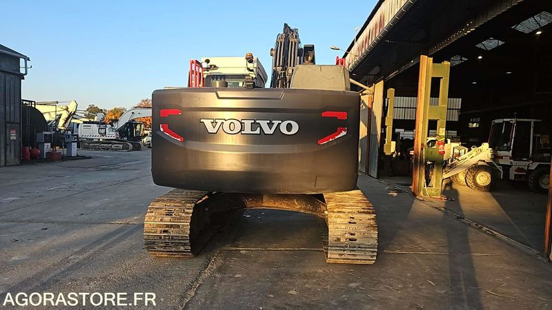 PELLE A CHENILLE VOLVO EC220 EL - 2015 / 10661H (MPC021) - Pelle: photos 4 PELLE A CHENILLE VOLVO EC220 EL - 2015 / 10661H (MPC021) - Pelle: photos 4