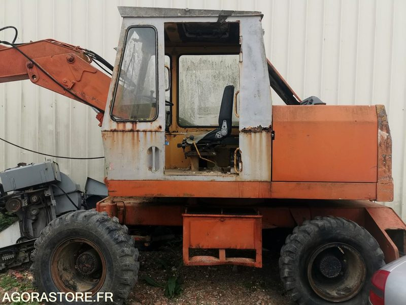 PELLE GRUE LIEBHERR A901C - 1981 - Pelle: photos 2 PELLE GRUE LIEBHERR A901C - 1981 - Pelle: photos 2