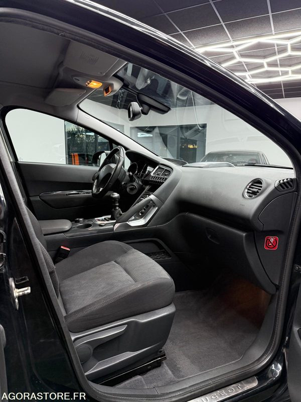 PEUGEOT 3008 1.6L HDI 115CH CROSSWAY - SUV: photos 4 PEUGEOT 3008 1.6L HDI 115CH CROSSWAY - SUV: photos 4