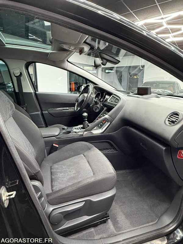 PEUGEOT 3008 1.6L HDI 115CH CROSSWAY - SUV: photos 5 PEUGEOT 3008 1.6L HDI 115CH CROSSWAY - SUV: photos 5