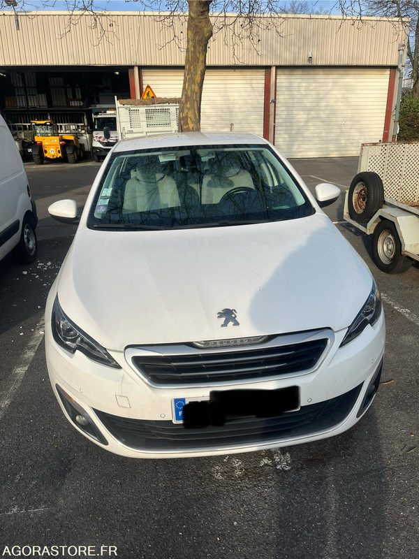 PEUGEOT 308 ESSENCE 130000 kms 2016 - Voiture: photos 1 PEUGEOT 308 ESSENCE 130000 kms 2016 - Voiture: photos 1