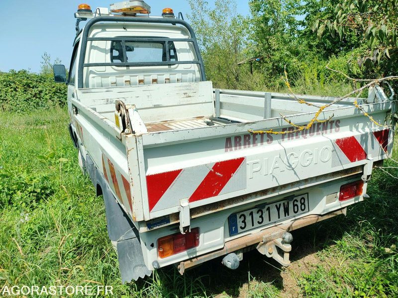 PIAGGIO PORTER - Utilitaire benne: photos 4 PIAGGIO PORTER - Utilitaire benne: photos 4