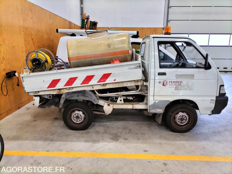 PIAGGIO PORTER - Utilitaire benne: photos 5 PIAGGIO PORTER - Utilitaire benne: photos 5