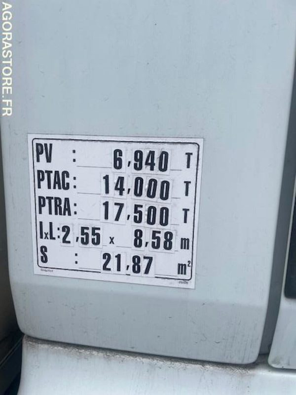 POID LOURD Renault MIDLUM - Camion fourgon: photos 3 POID LOURD Renault MIDLUM - Camion fourgon: photos 3